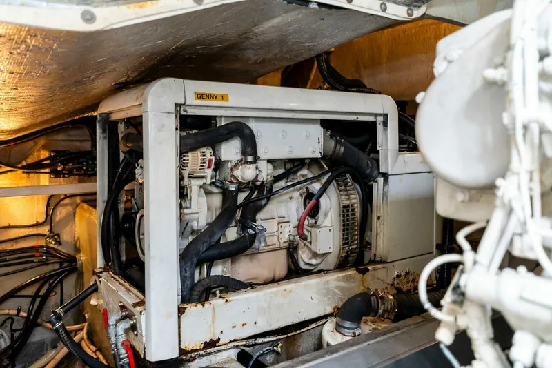 Slide: The Image of Sunseeker Predator 2001 - 4794817