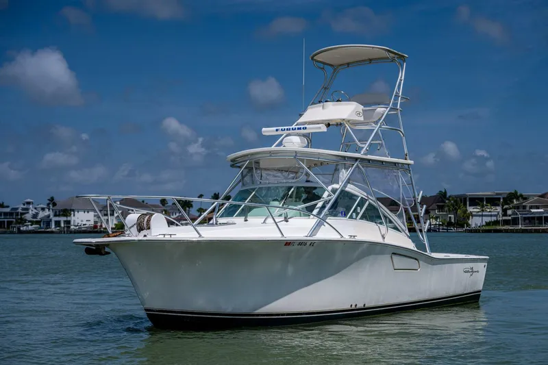 Slide: The Image of Albemarle 310 Express Fisherman 2004 - 4593794