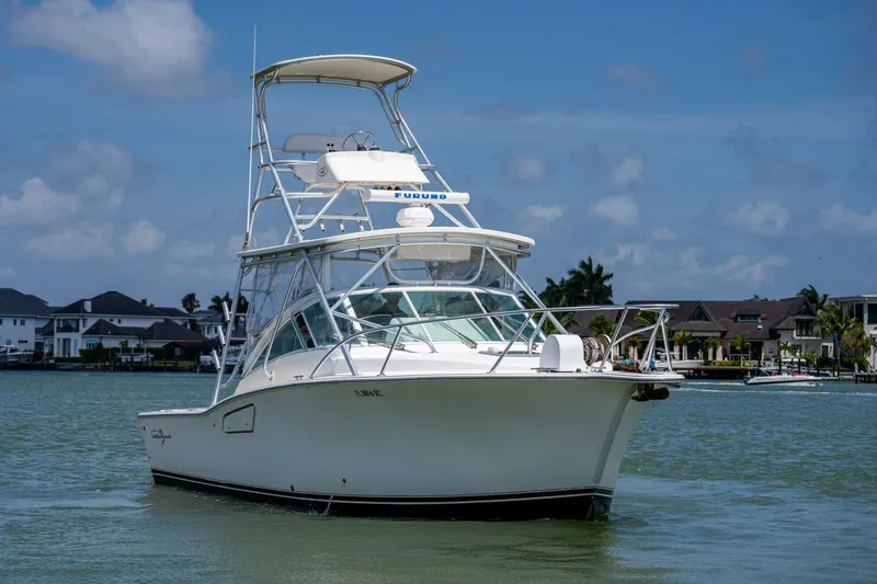 Slide: The Image of Albemarle 310 Express Fisherman 2004 - 4593782