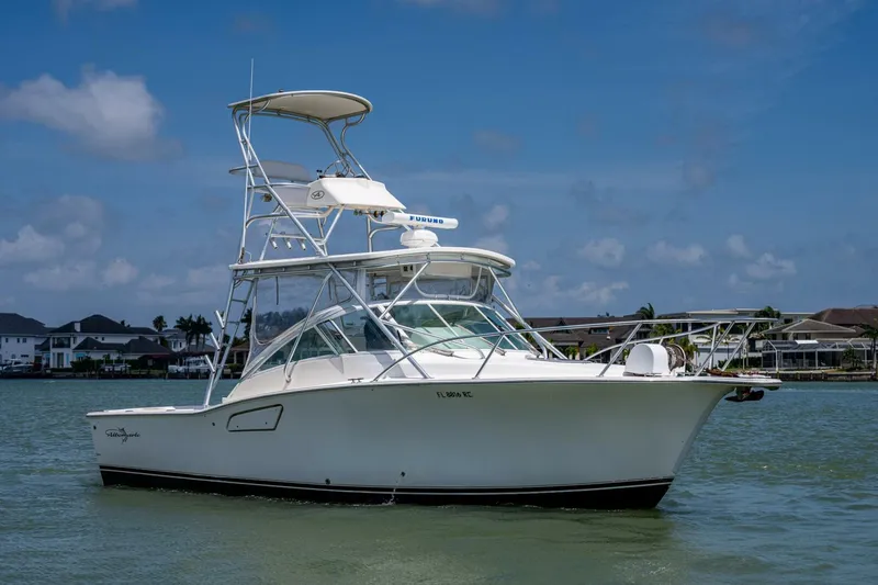 Slide: The Image of Albemarle 310 Express Fisherman 2004 - 4593783