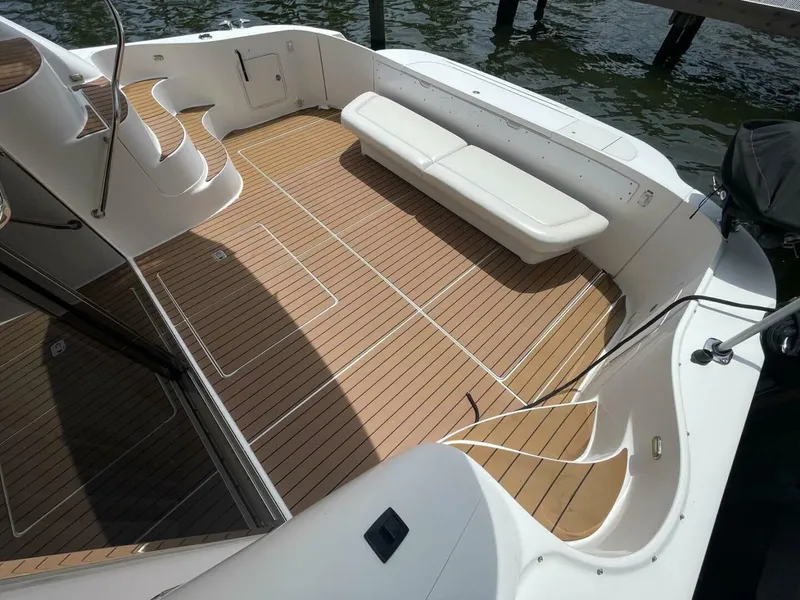 Slide: The Image of Sea Ray 560 Sedan Bridge 2003 - 4596023