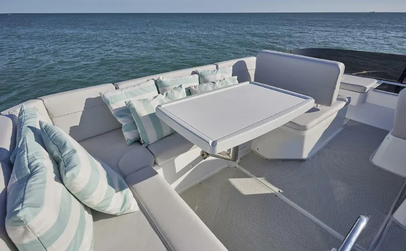 Slide: The Image of Beneteau Antares 12 2026 - 4597017