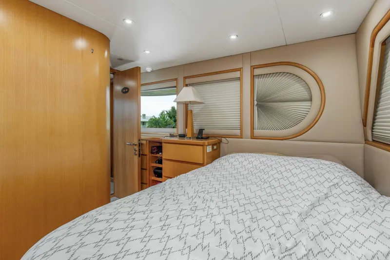 Slide: The Image of 1989 116' Feadship - Boss - VIP Stateroom  - 4694818