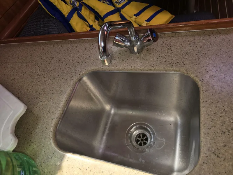 Slide: The Image of Hunter 33 2007 - 4609598