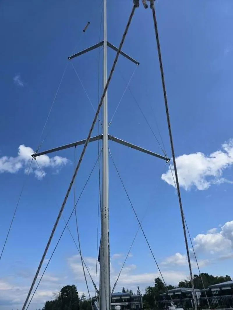 Slide: The Image of Hunter 33 2007 - 4609603