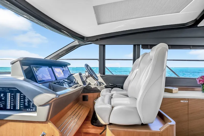 Slide: The Image of 2016 Princess V58-HAPPY HOUR- Helm - 6191778