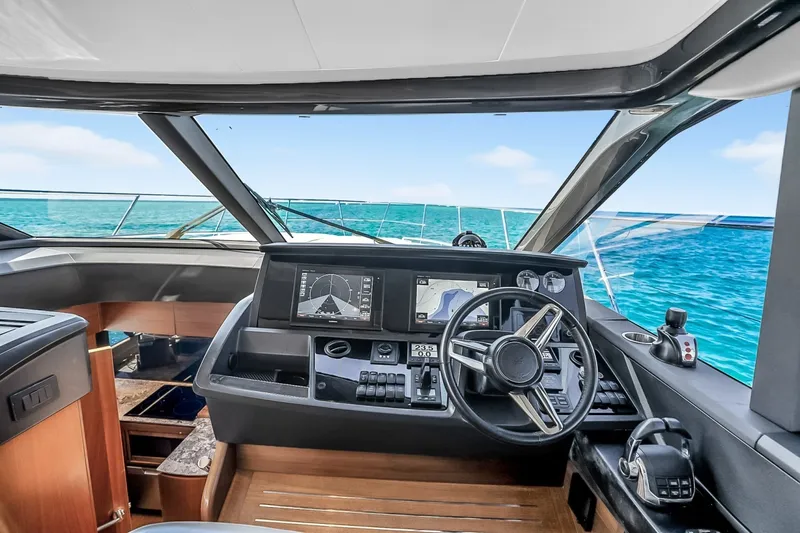 Slide: The Image of 2016 Princess V58-HAPPY HOUR- Helm - 6191781