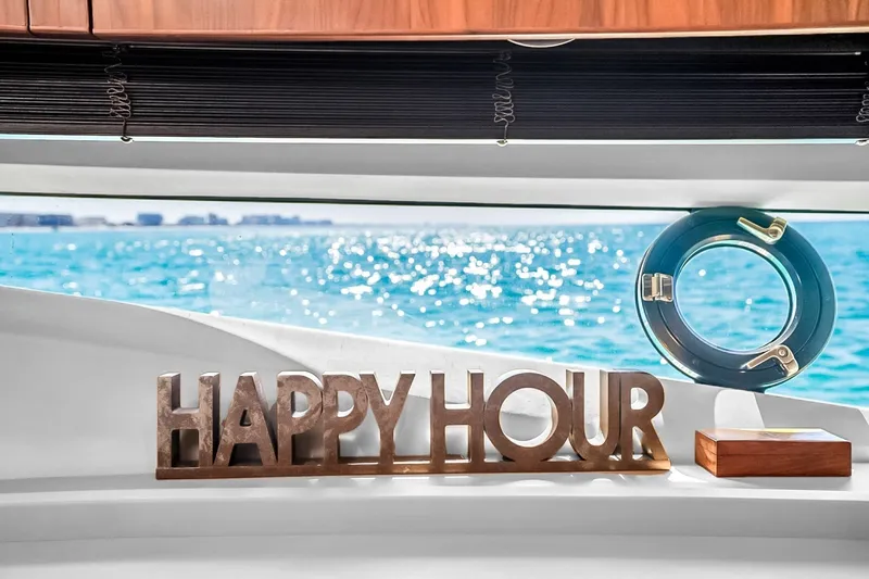 Slide: The Image of 2016 Princess V58-HAPPY HOUR- Galley - 6191784