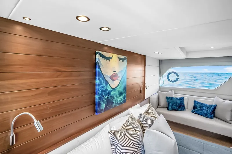 Slide: The Image of 2016 Princess V58-HAPPY HOUR- Master Stateroom - 6191794