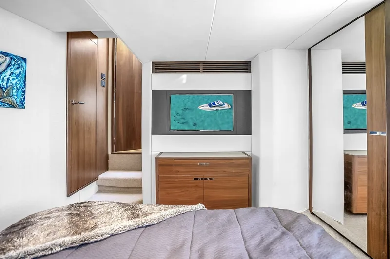 Slide: The Image of 2016 Princess V58-HAPPY HOUR- Master Stateroom - 6191796