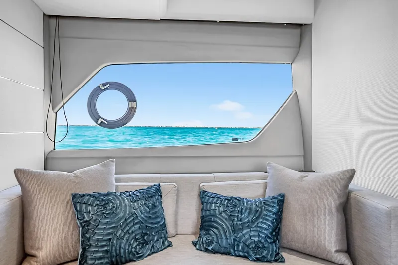 Slide: The Image of 2016 Princess V58-HAPPY HOUR- Master Stateroom - 6191799
