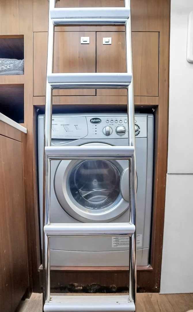 Slide: The Image of 2016 Princess V58-HAPPY HOUR- Crew Stateroom - 6191820