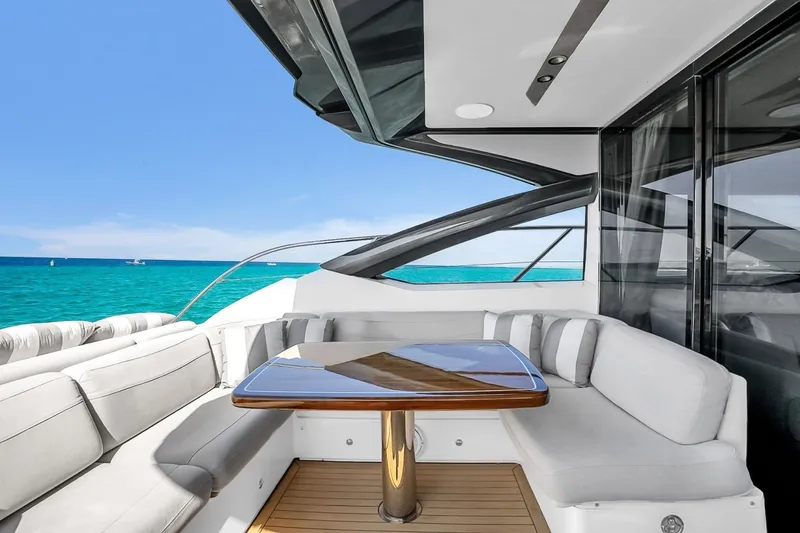 Slide: The Image of 2016 Princess V58-HAPPY HOUR- Aft Deck - 6191826