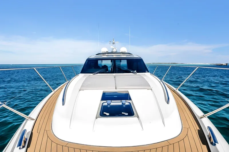 Slide: The Image of 2016 Princess V58-HAPPY HOUR- Bow - 6191833