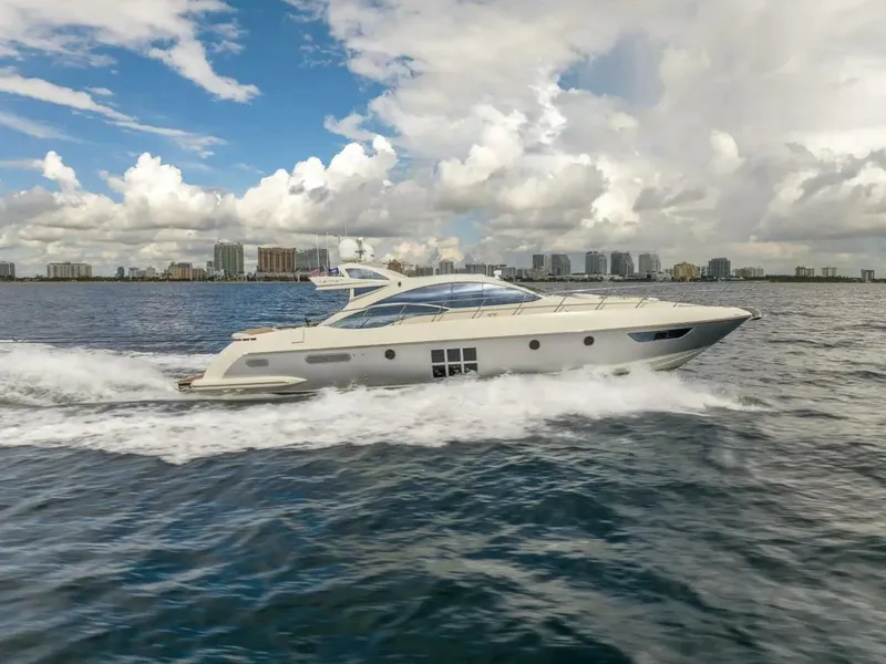 The Image of Azimut 62 2008 - 4613440