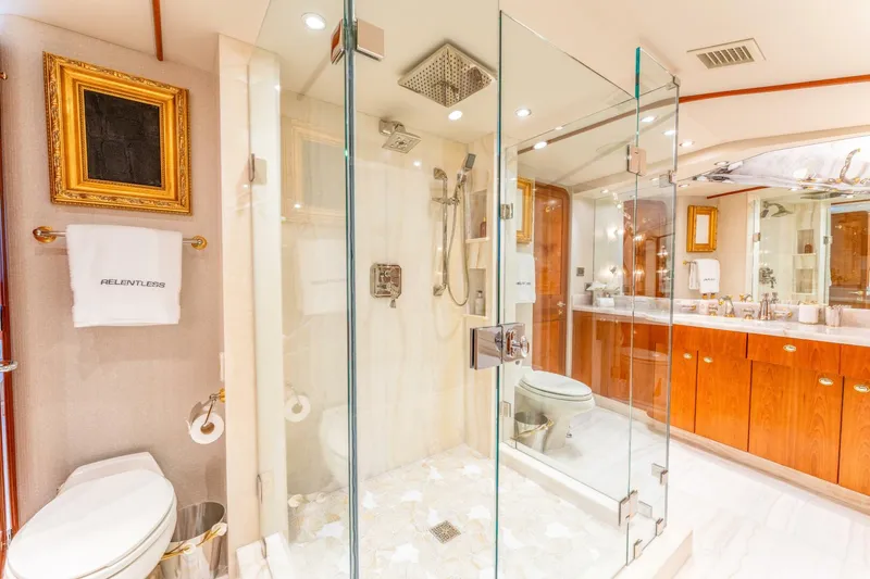 Slide: The Image of 2006 130 Westport MY Relentless Master Head (6) - 4614785