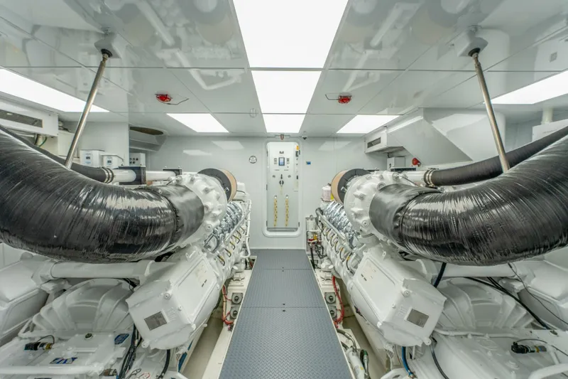 Slide: The Image of 2006 130 Westport MY Relentless Engine Room Aft - 4615101