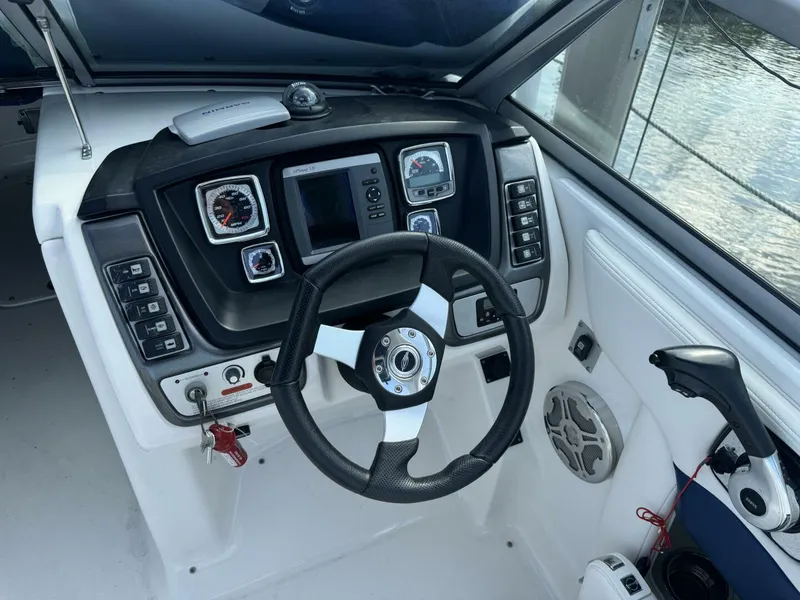 Slide: The Image of Chaparral 264 Sunesta 2012 - 4614617