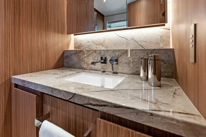 Slide: The Image of Custom 106' 2023 - 4630551