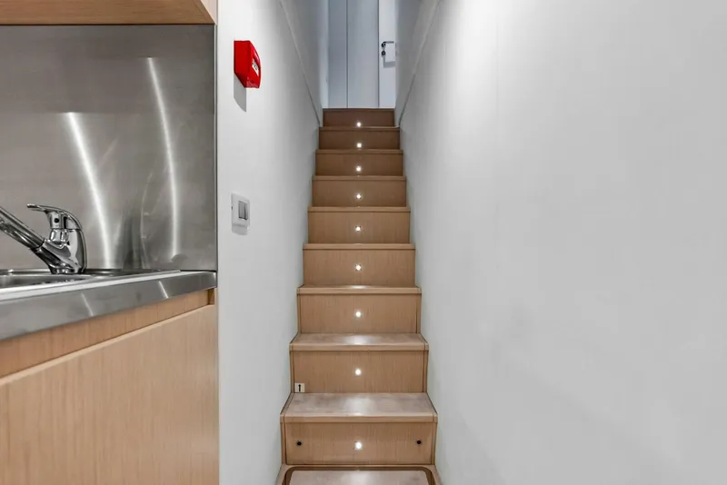 Slide: The Image of Custom 106' 2023 - 4630555