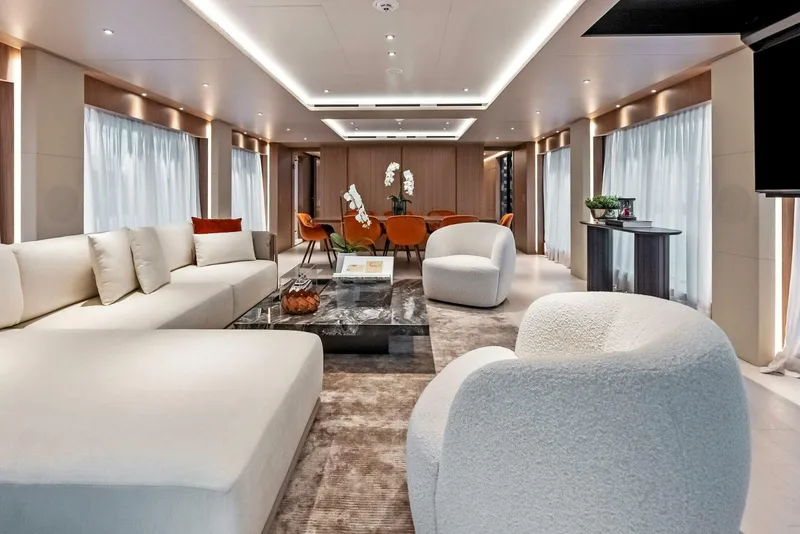 Slide: The Image of Custom 106' 2023 - 4630507