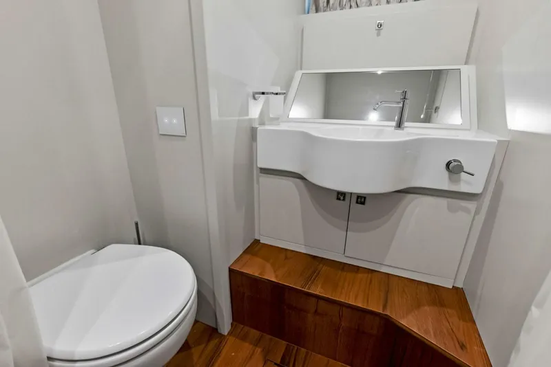 Slide: The Image of Custom 106' 2023 - 4630567