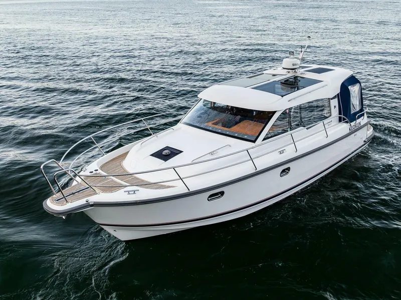 Slide: The Image of Nimbus 365 Coupe 2020 - 4622892