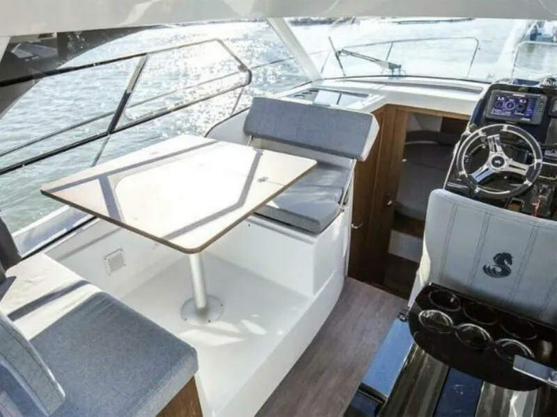 Slide: The Image of Beneteau Antares 9 2025 - 4624235