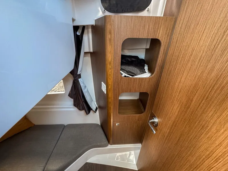 Slide: The Image of Beneteau Antares 9 2025 - 5751497