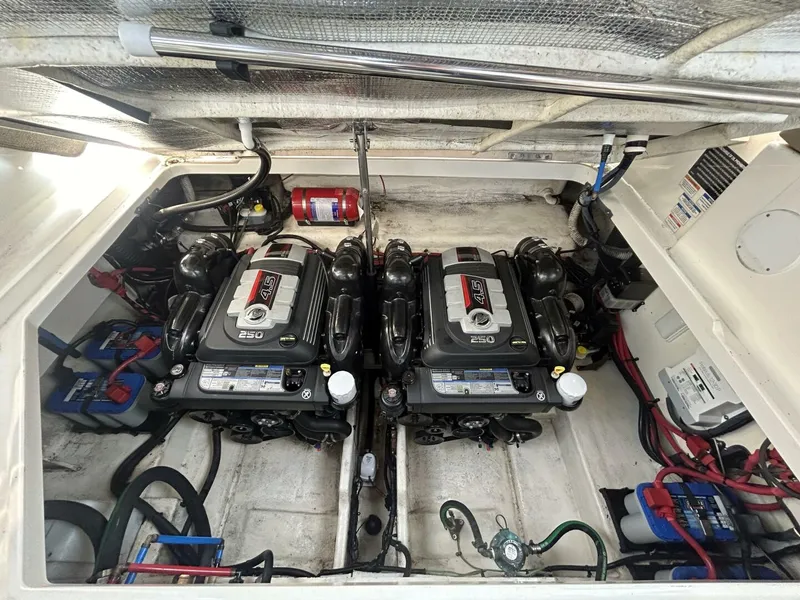 Slide: The Image of Sea Ray 310 Sundancer 2016 - 4624657