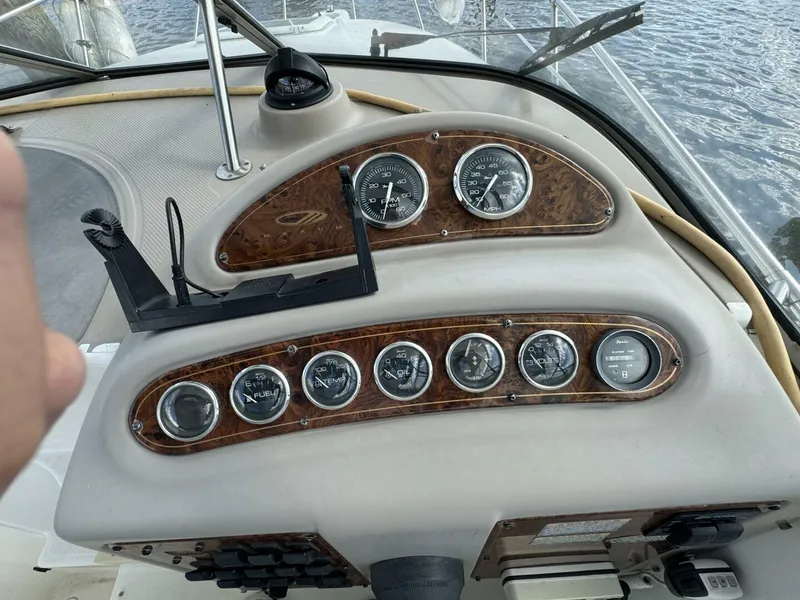 Slide: The Image of Maxum 2400 SCR 2002 - 4624995