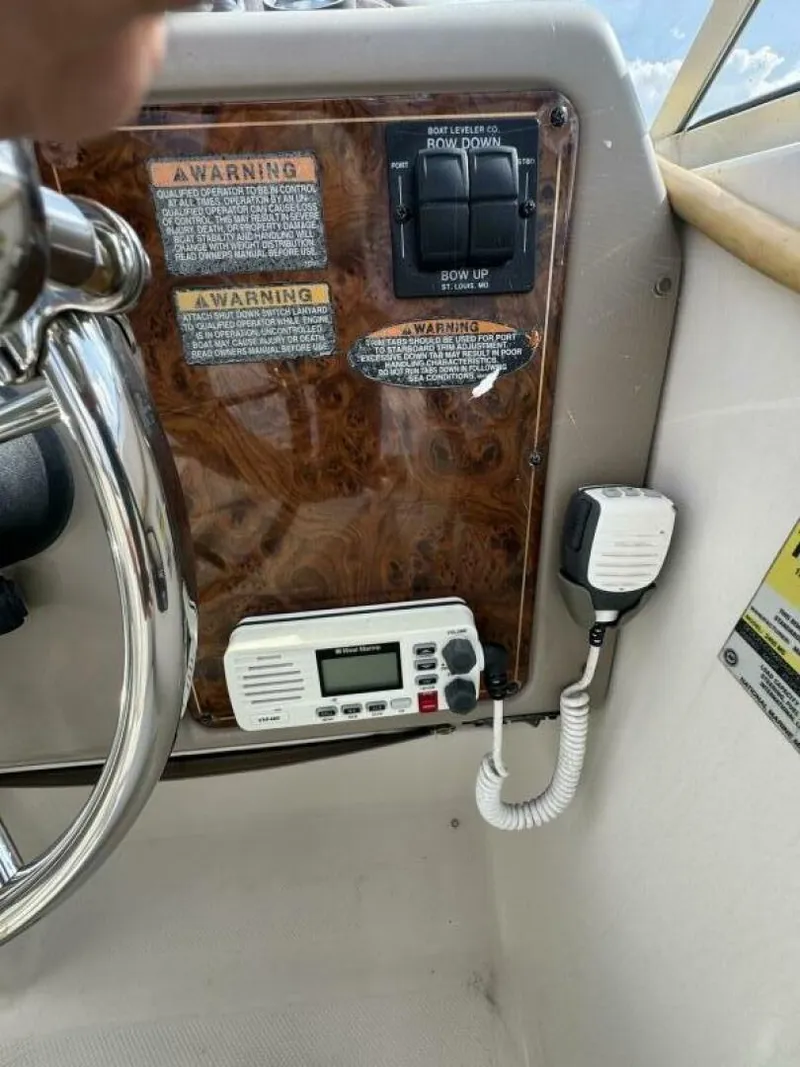 Slide: The Image of Maxum 2400 SCR 2002 - 4624998