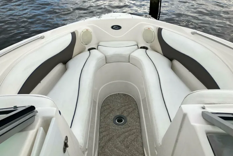 Slide: The Image of Rinker 246 Captiva Bowrider 2007 - 4625611