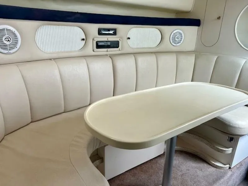 Slide: The Image of Rinker 342 Fiesta Vee 2000 - 4626442