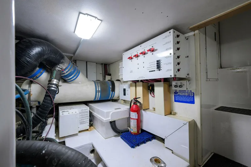 Slide: The Image of Viking 50 Convertible 2000 - 4627674