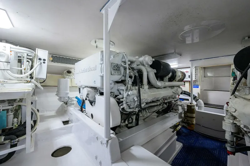 Slide: The Image of Viking 50 Convertible 2000 - 4627692