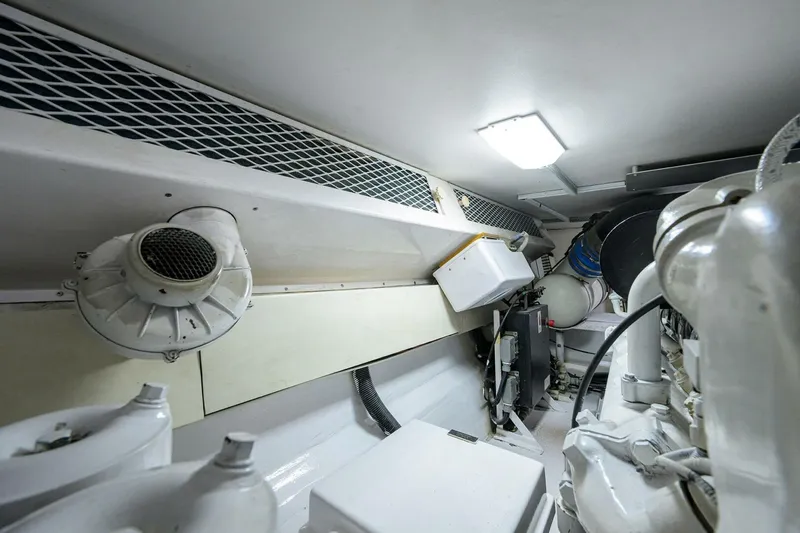 Slide: The Image of Viking 50 Convertible 2000 - 4627694