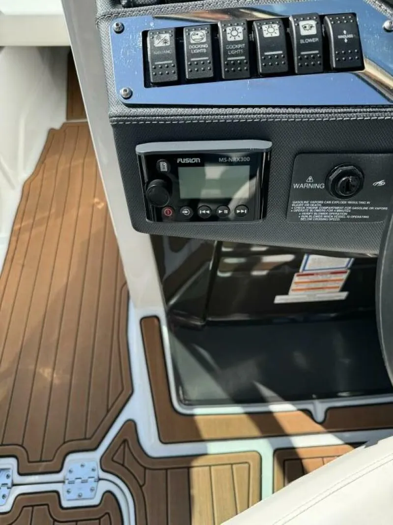 Slide: The Image of Monterey 278 SS 2017 - 4639127