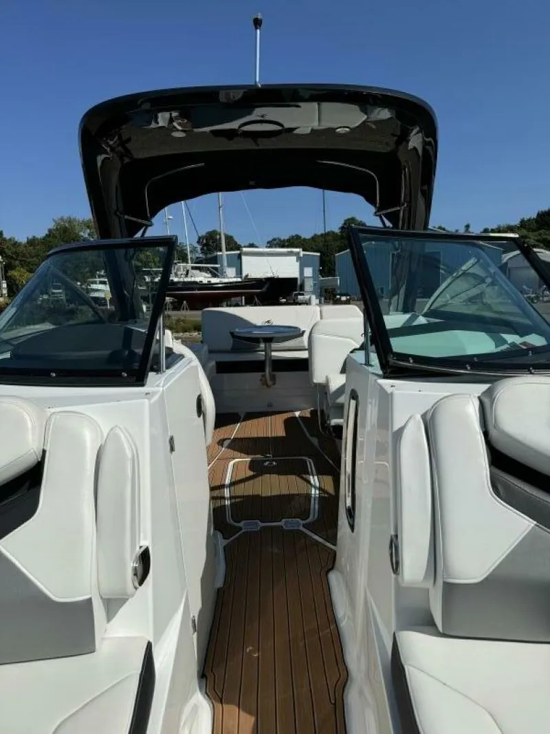 Slide: The Image of Monterey 278 SS 2017 - 4639137