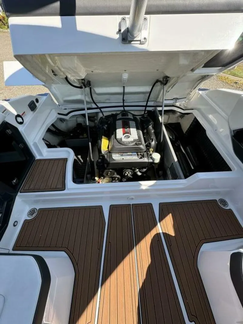 Slide: The Image of Monterey 278 SS 2017 - 4639149