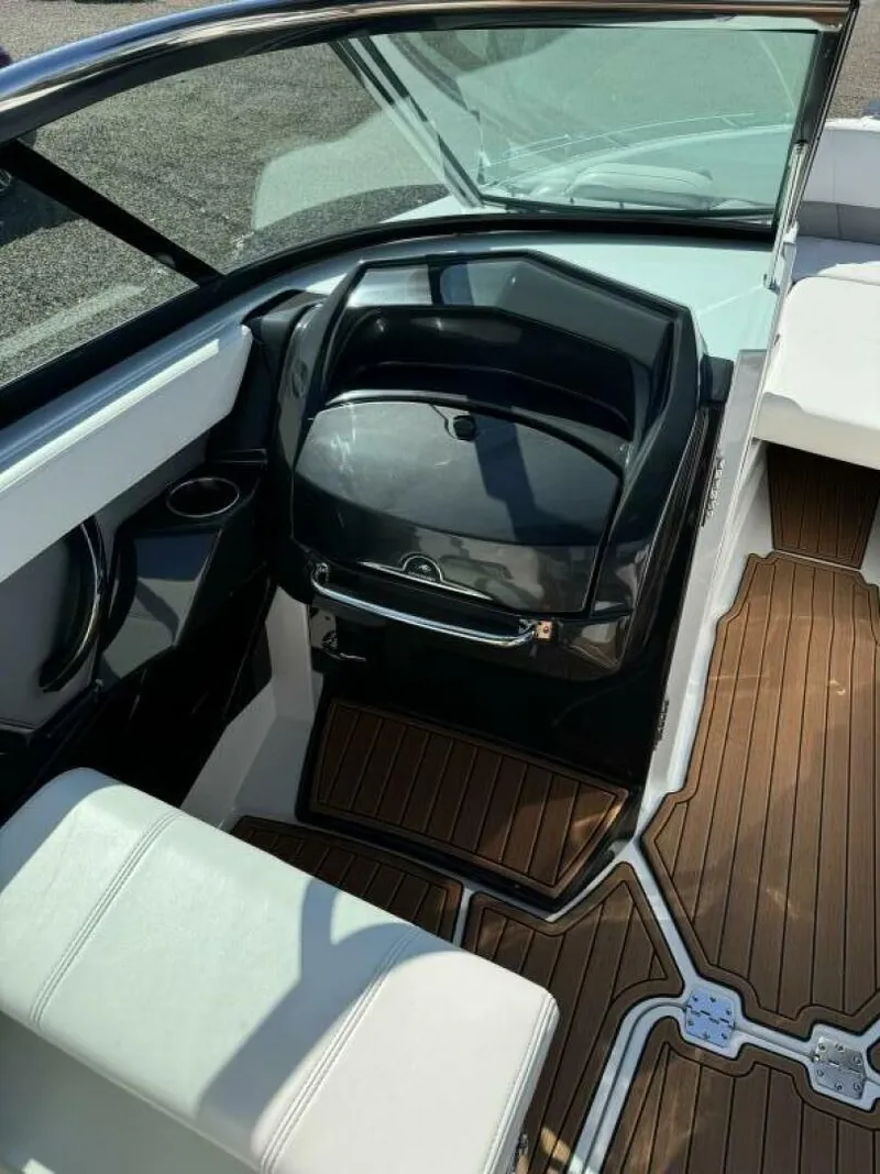 Slide: The Image of Monterey 278 SS 2017 - 4639126