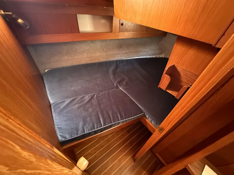 Slide: The Image of Custom Whiting Yachts 40 1985 - 4628036