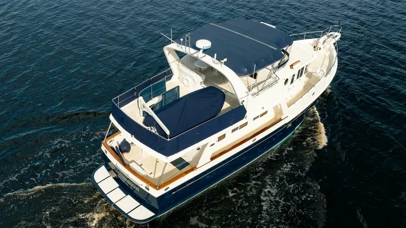 Slide: The Image of Selene 53 Pilothouse 2001 - 4628368