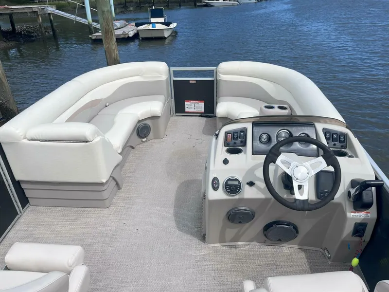 Slide: The Image of Bennington 22SSRX 2017 - 4628646