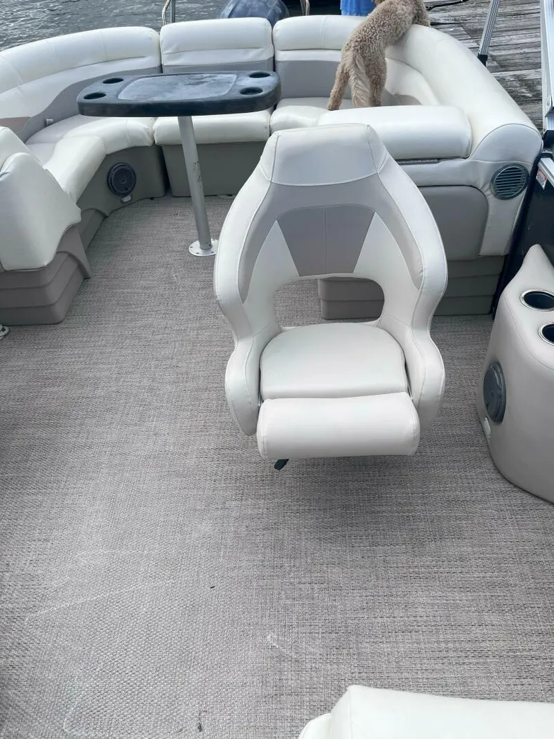 Slide: The Image of Bennington 22SSRX 2017 - 4628650