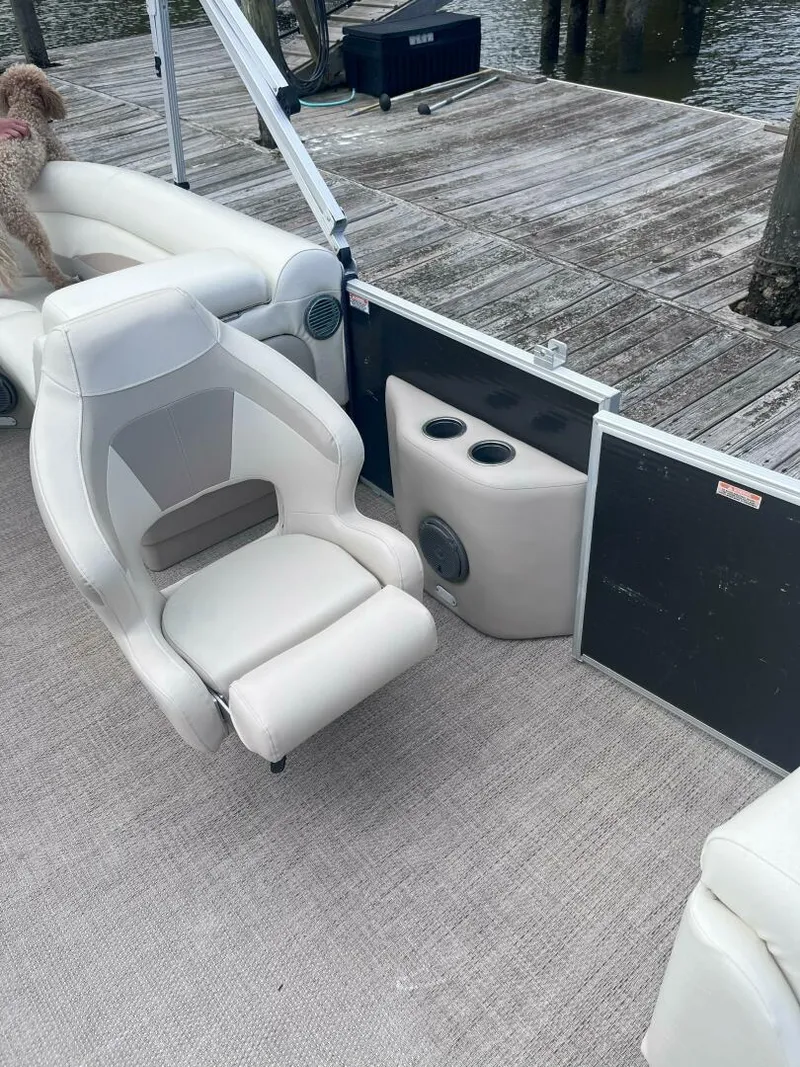 Slide: The Image of Bennington 22SSRX 2017 - 4628651