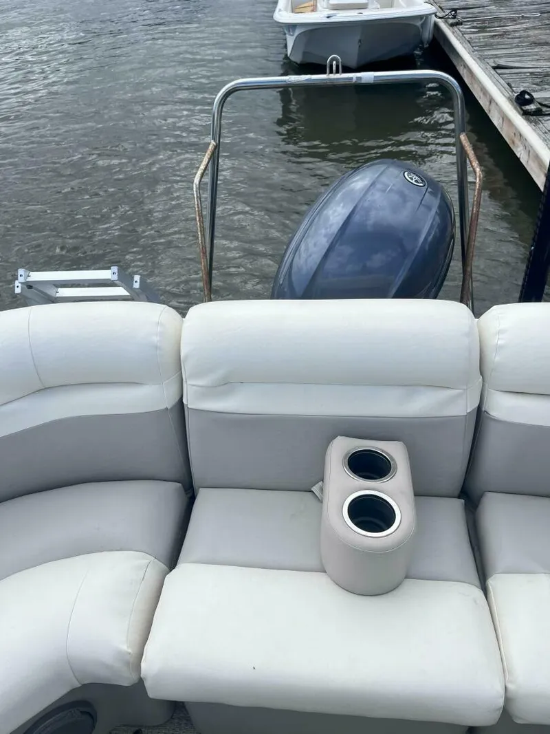 Slide: The Image of Bennington 22SSRX 2017 - 4628653