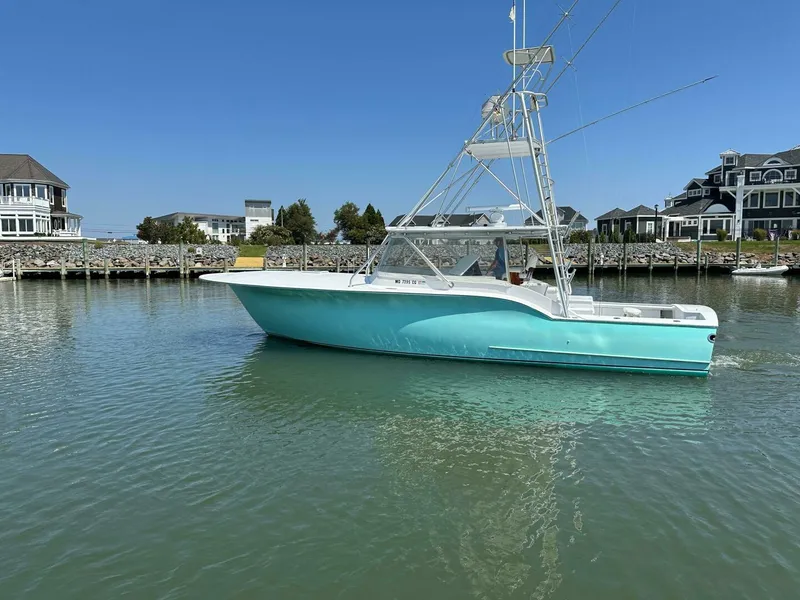 Slide: The Image of Custom Carolina 40 Express Sportfisherman 2002 - 4631164