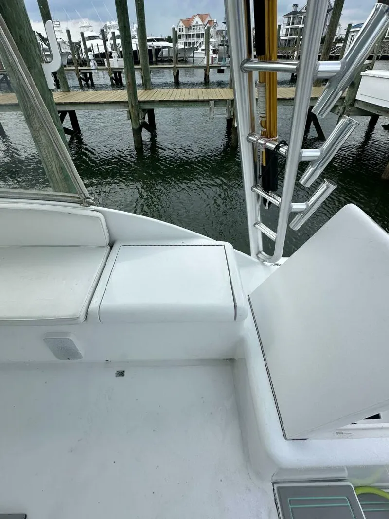 Slide: The Image of Custom Carolina 40 Express Sportfisherman 2002 - 4631252