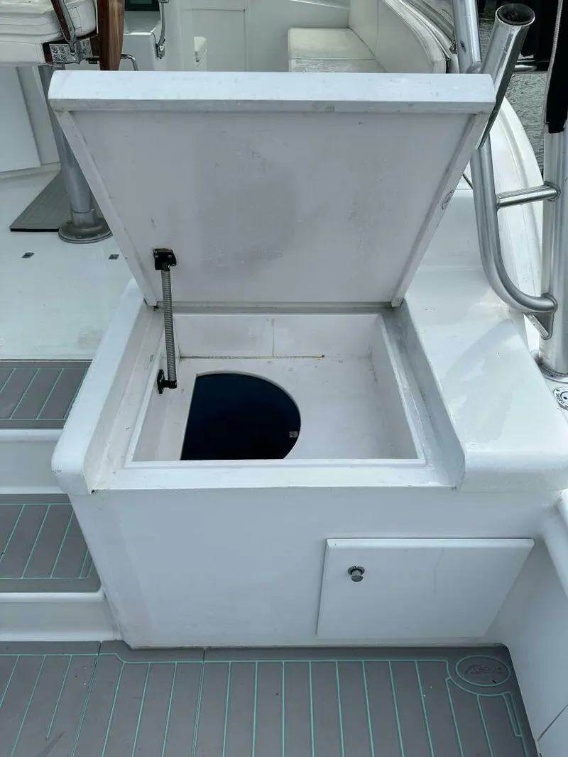 Slide: The Image of Custom Carolina 40 Express Sportfisherman 2002 - 4631254